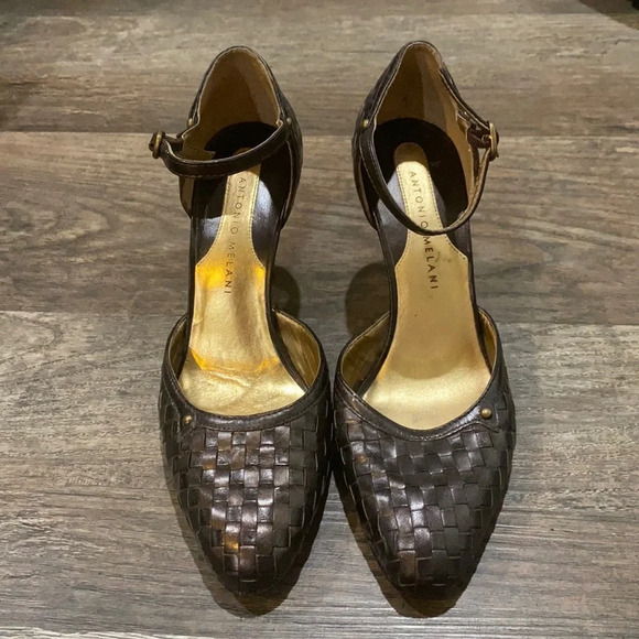 WILL NOT TAKE LESS  Classy Woven-Like Antonio Melani Heels - Picture 1 of 11